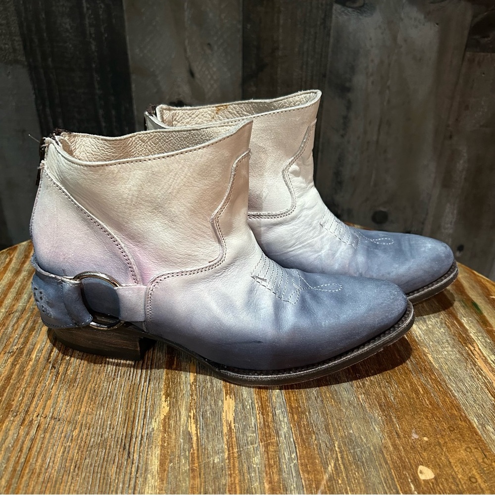 Freebird Blue and Cream Ankle Boots